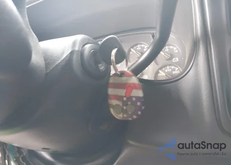 2005 Chevrolet Silverado 1500 Z71 z USA, uszkodzony, nr VIN 2GCEK13T151361101